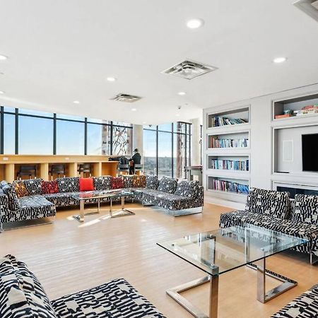 Central Luxury Apartment With Best City Views! Vancouver Exteriör bild